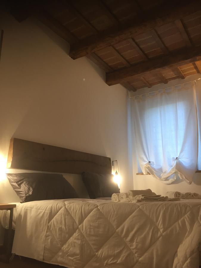 Tabano Ristorante-Casolare Bed & Breakfast Iesi Luaran gambar